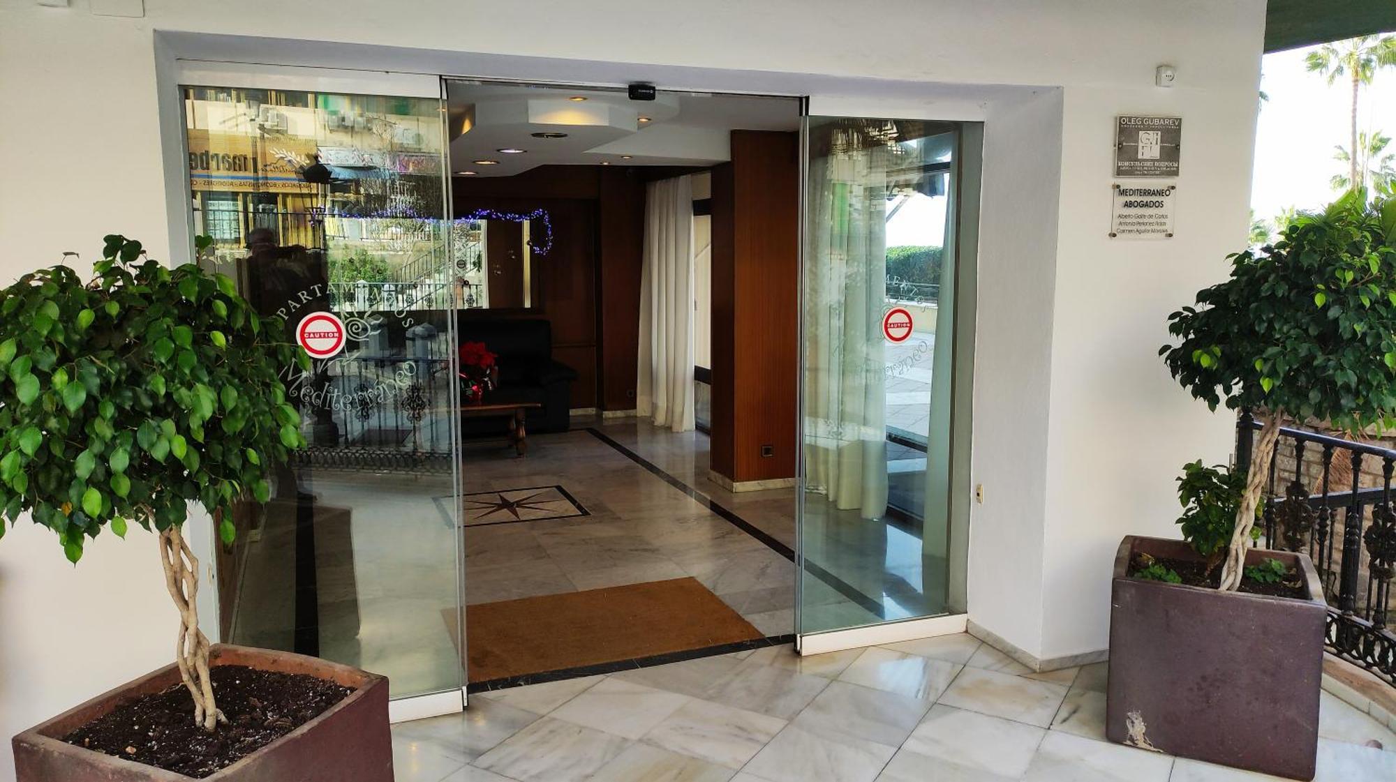 In First Line Apto 4-3 Apartment *